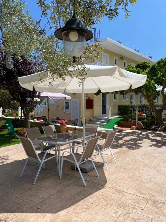 Pelagos Studios Amoudi Exterior foto